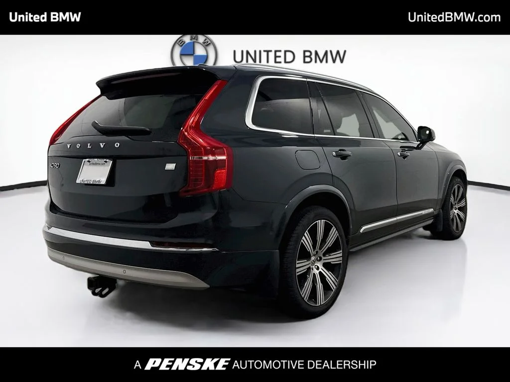 Used 2022 Gray Metallic Volvo T8 Inscription 7 Passenger image 5