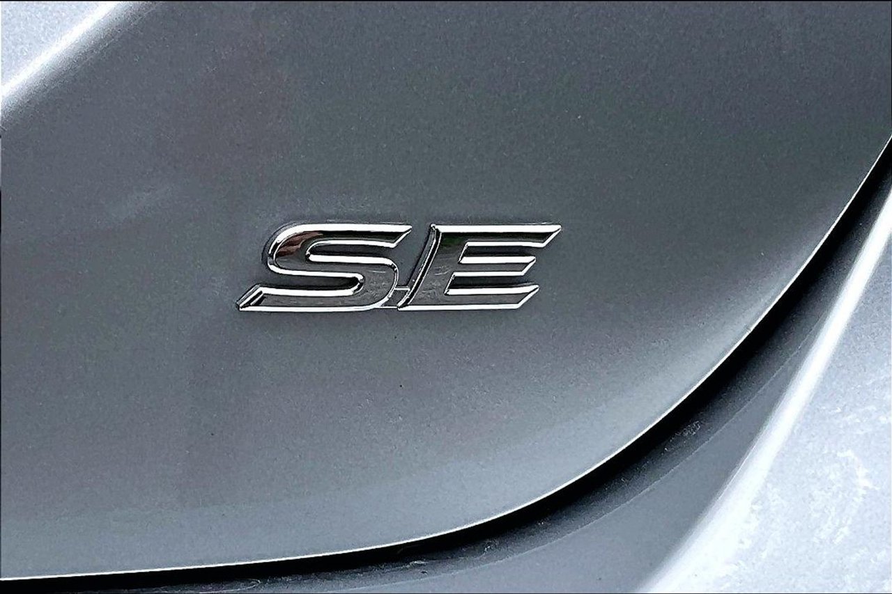 Used 2020 Silver Toyota SE image 21