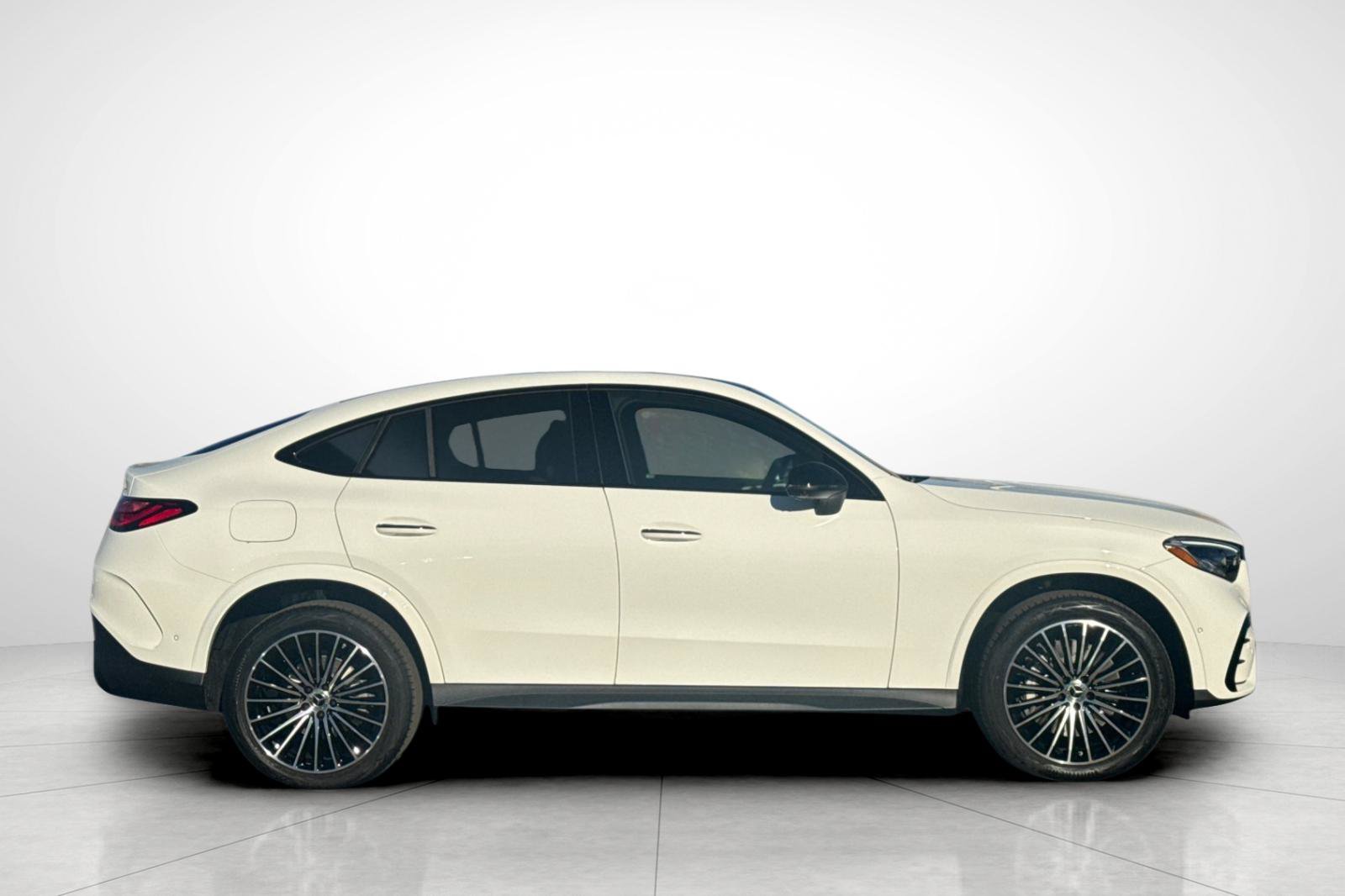 New 2027 Polar White Mercedes-Benz GLC 300 Coupe image 34
