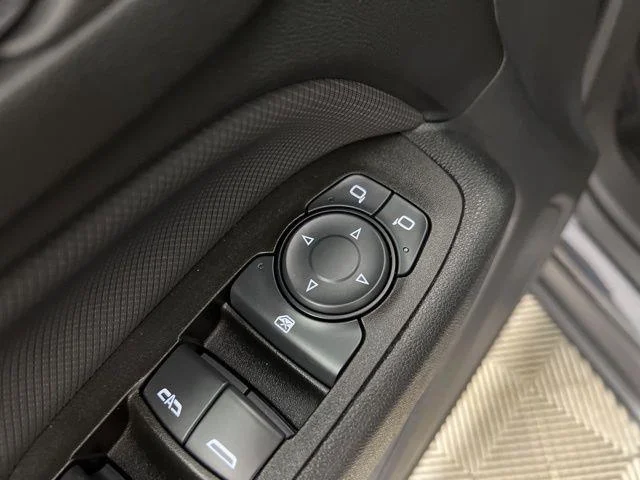 Used 2022 Iron Gray Chevrolet RS image 14