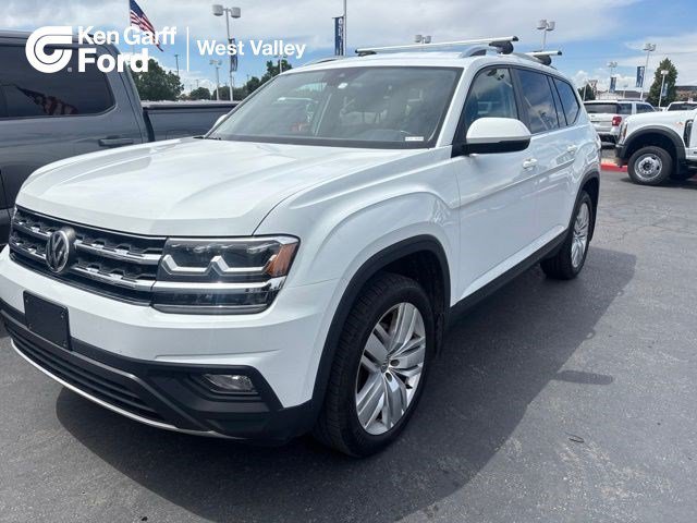 Used 2019 Pure White Volkswagen 3.6L V6 SE w/Technology image 1