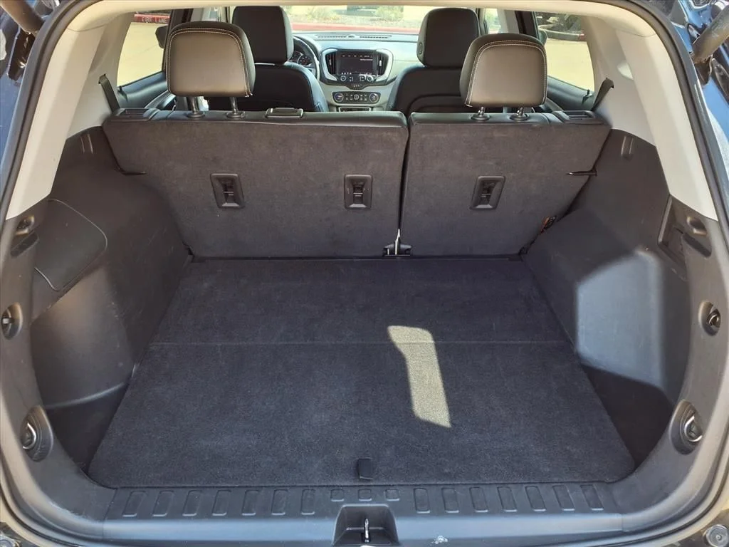 2023 GMC Terrain SLT - Photo 15
