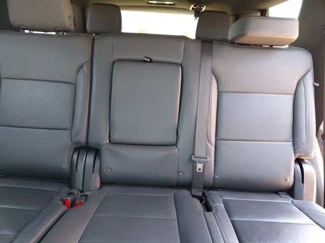 Used 2025 Black Chevrolet LT image 28