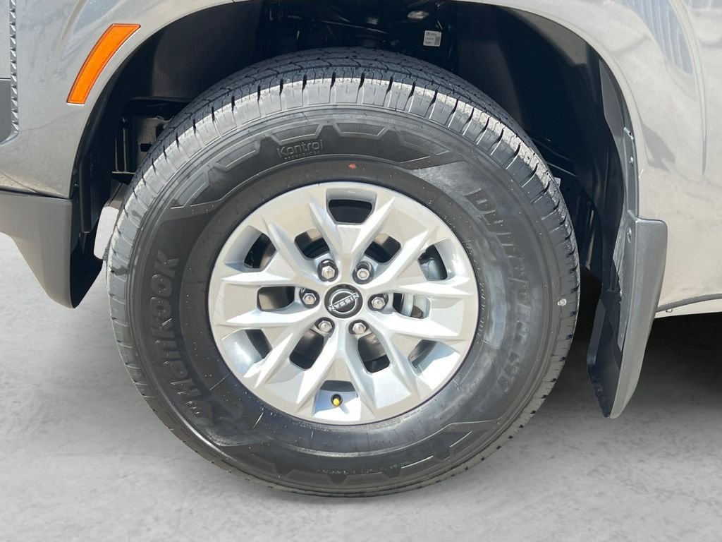 New 2027 Gun Metallic Nissan Crew Cab S image 22