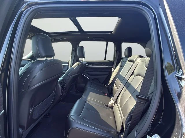 2025 Jeep Grand Cherokee Limited - Photo 15