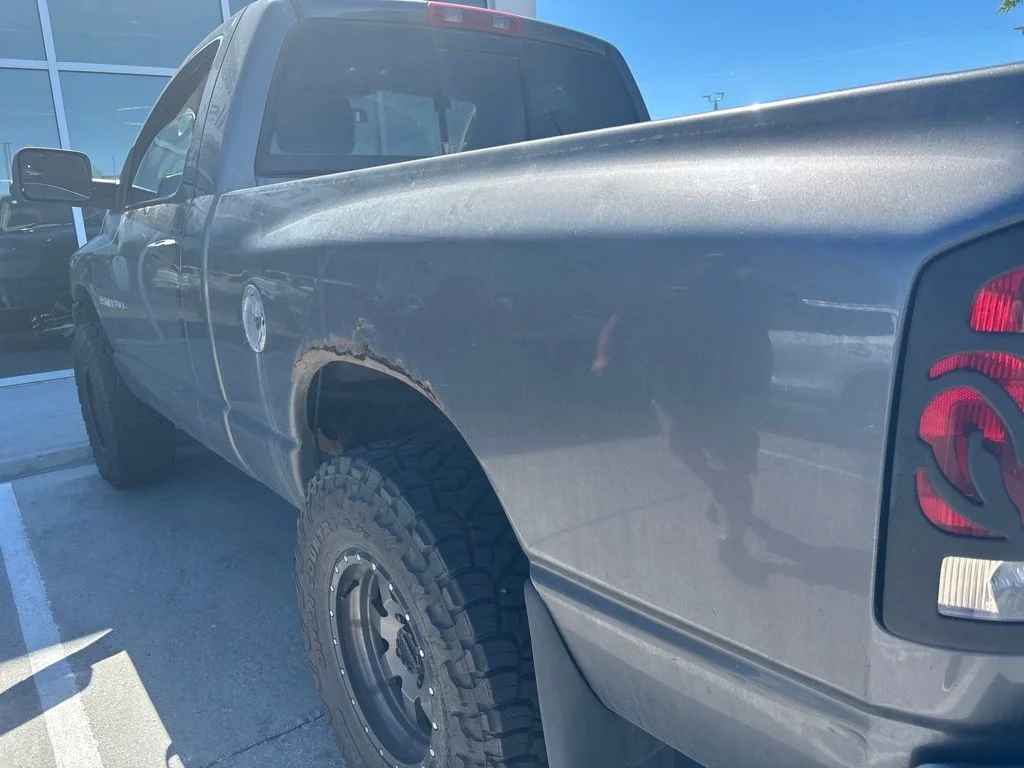 Used 2003  Dodge  image 5