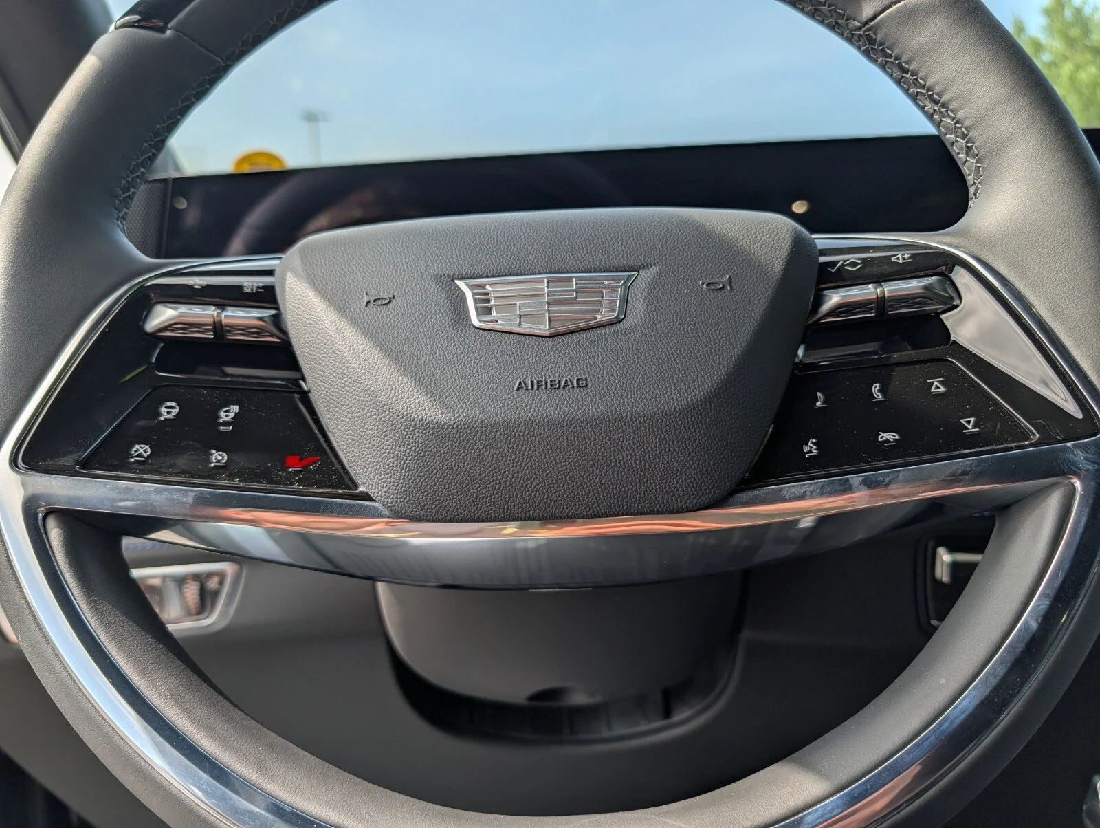 2026 Cadillac Escalade IQ Sport - Photo 37