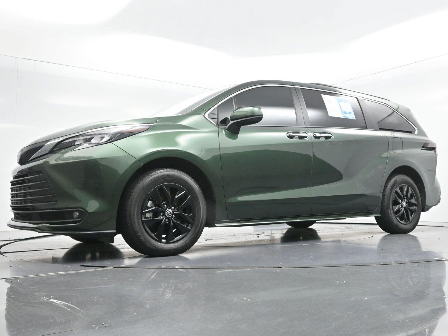 Used 2025 Cypress Toyota XLE 8-Passenger image 51