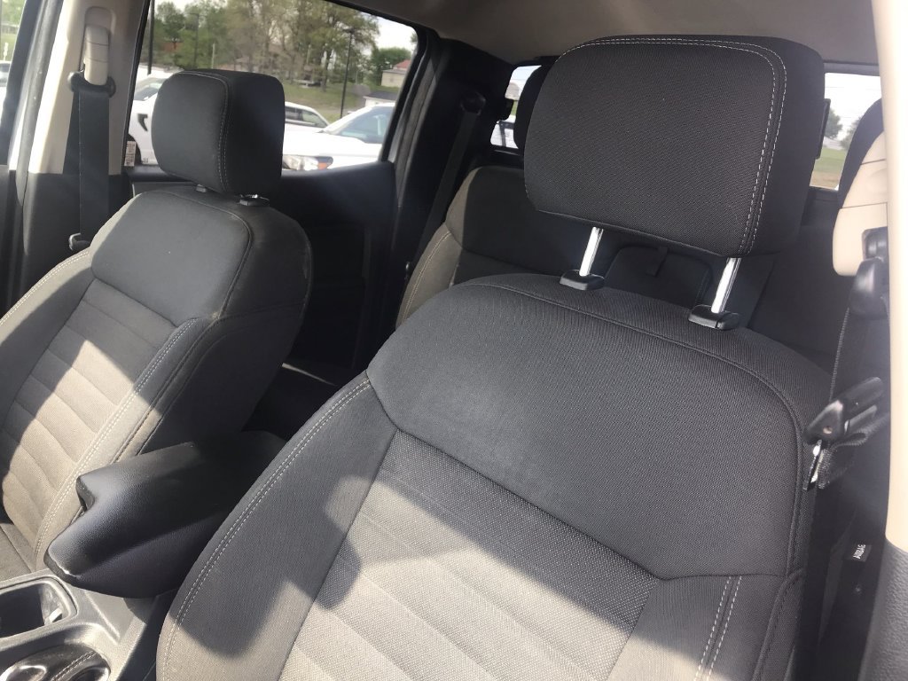 Used 2023 Silver Ford XLT image 11