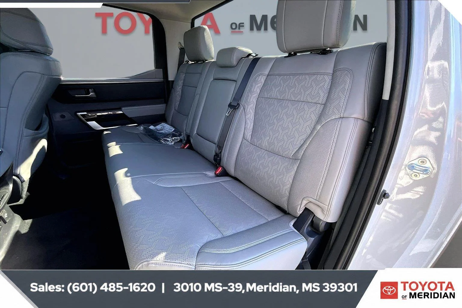 Used 2024 Ice Cap Toyota Limited image 19