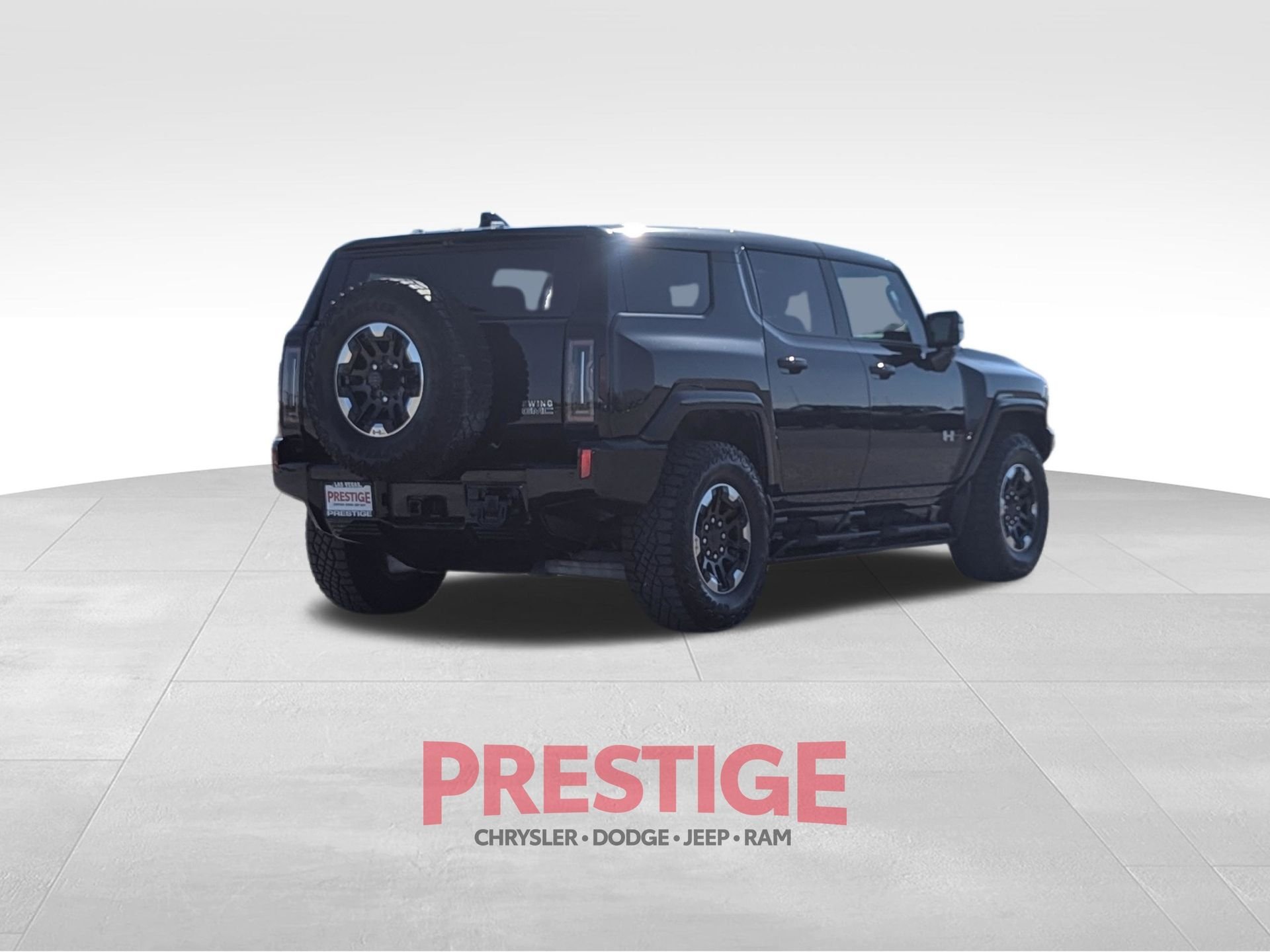 Used 2024 Black GMC 2X image 10