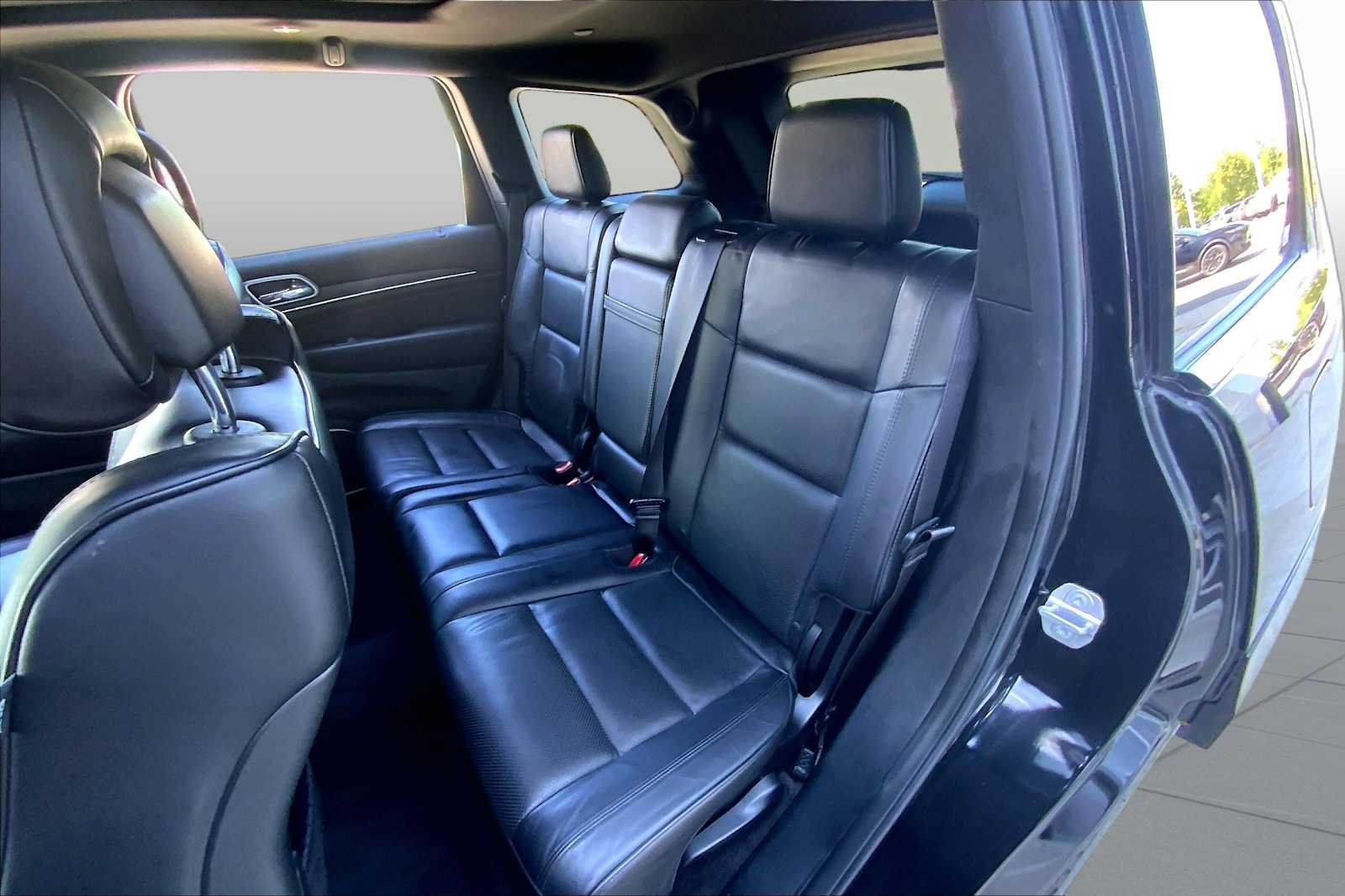 Used 2018 Diamond Black Crystal Pearlcoat Jeep High Altitude image 20