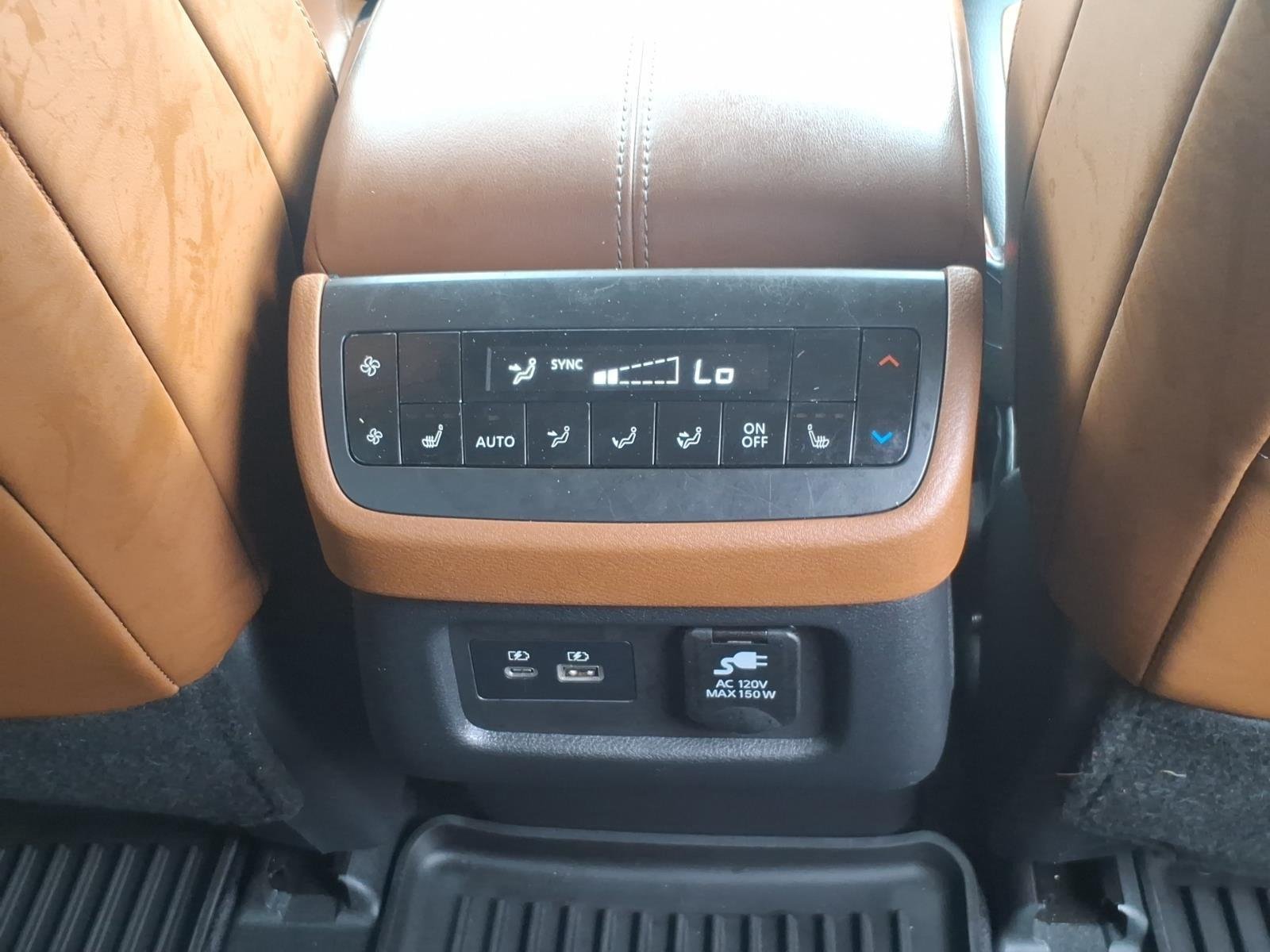 Used 2022 Boulder Gray Pearl Nissan Platinum image 26