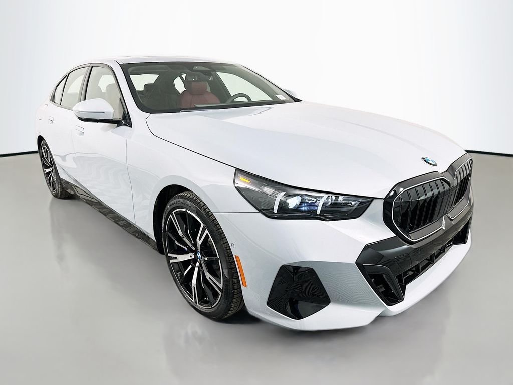 Used 2027 Brooklyn Grey Metallic BMW 530i xDrive image 3
