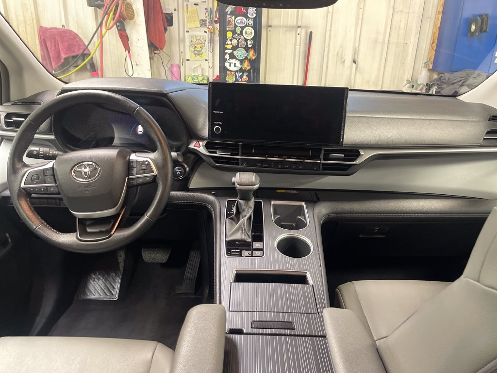Used 2025 Black Toyota XLE image 17