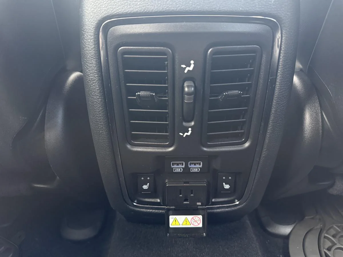Used 2019 Grey Jeep SRT image 21