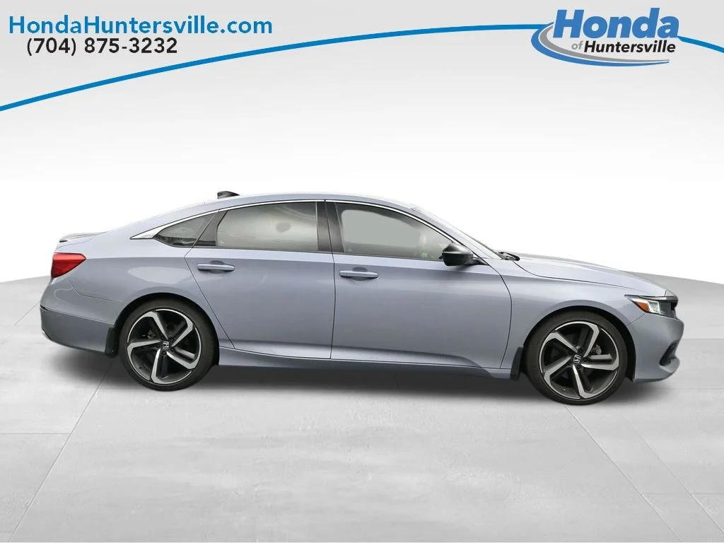 Used 2022 Sonic Gray Pearl Honda Sport image 9
