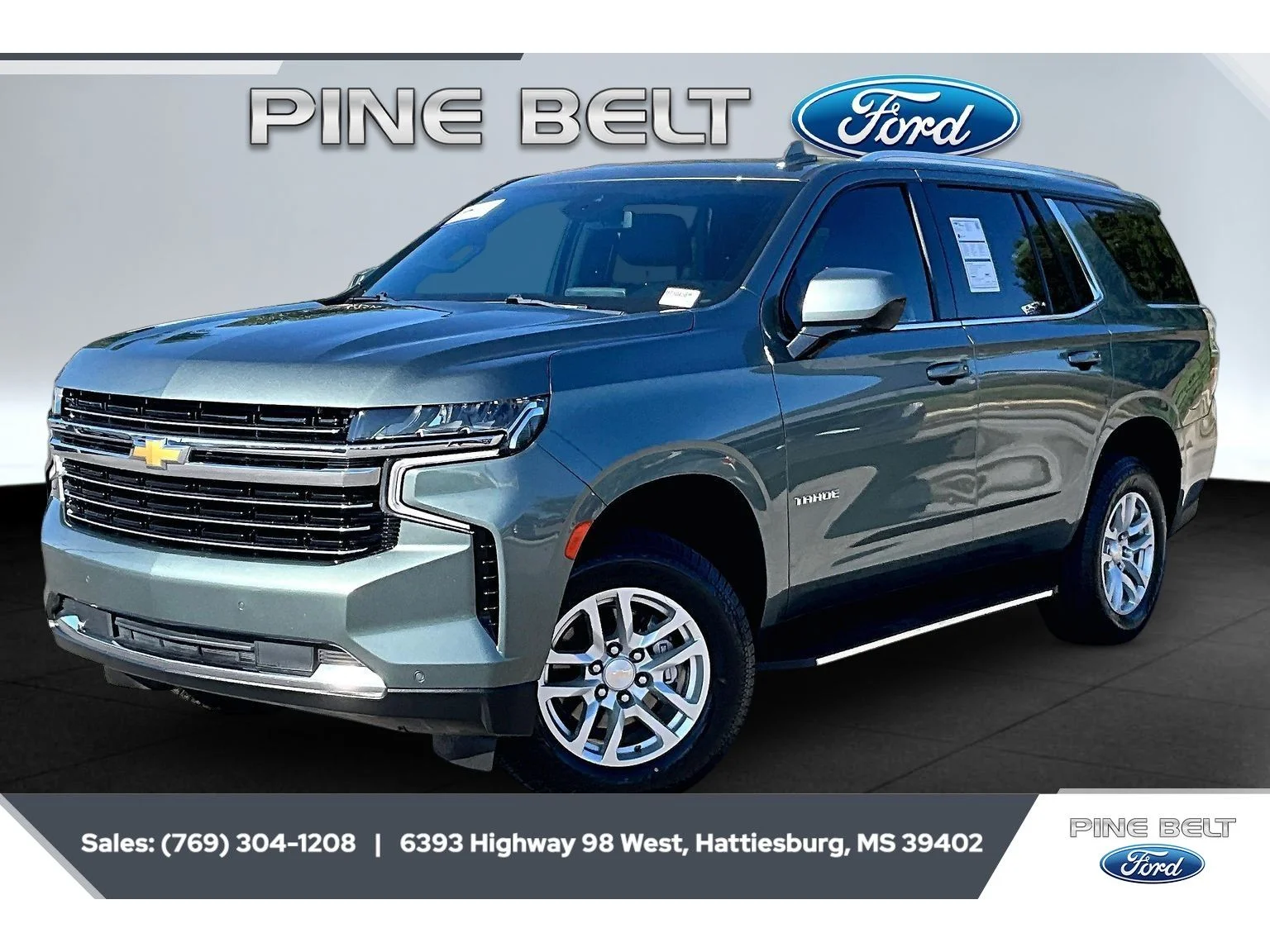Used 2024 Silver Sage Metallic Chevrolet LT image 10