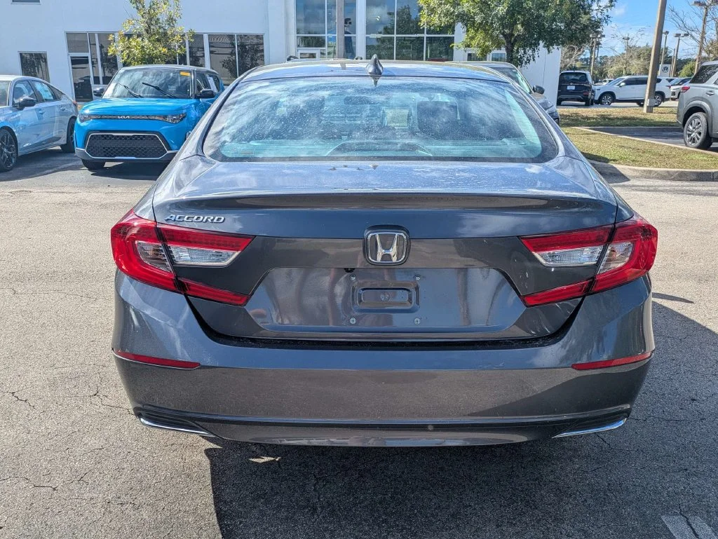 Used 2022 Modern Steel Metallic Honda 1.5T LX image 6
