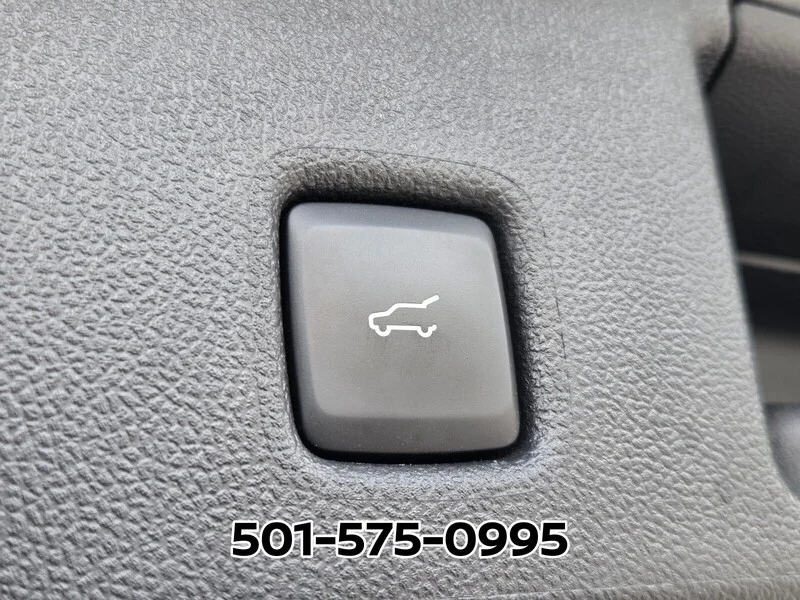 Used 2024 Silver Metallic FORD ACTIVE FWD image 17