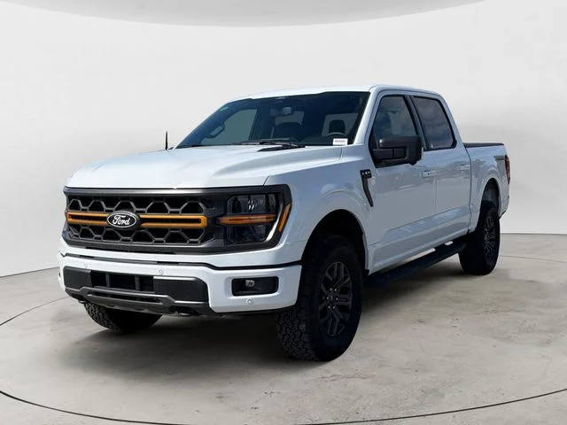 Used 2025 White Ford Tremor image 1