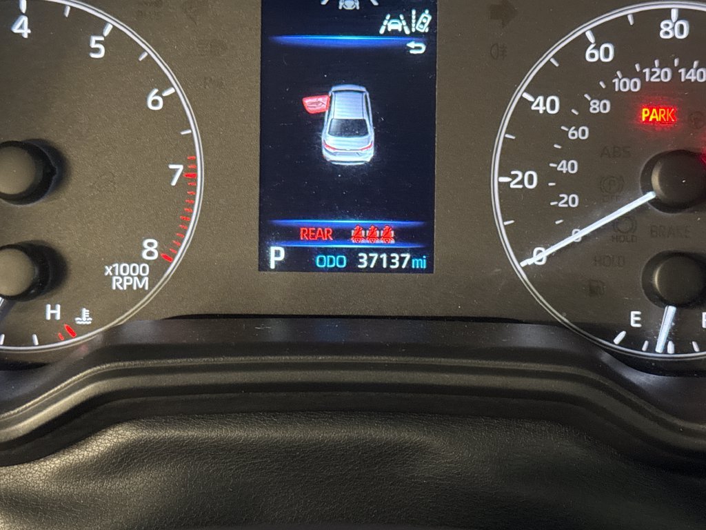 Certified Used 2025  Toyota LE image 21