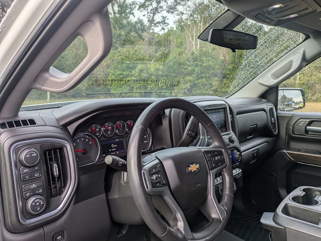 Used 2021 SUMMIT WHITE Chevrolet LT image 30