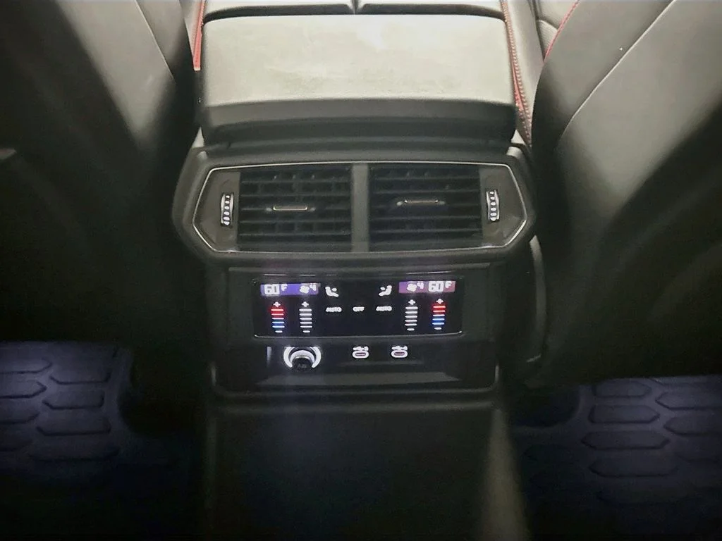 2023 Lamborghini Urus S - Photo 27
