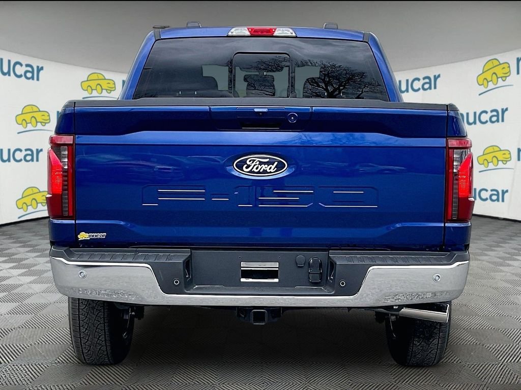 New 2026 Blue Metallic Ford XLT image 6