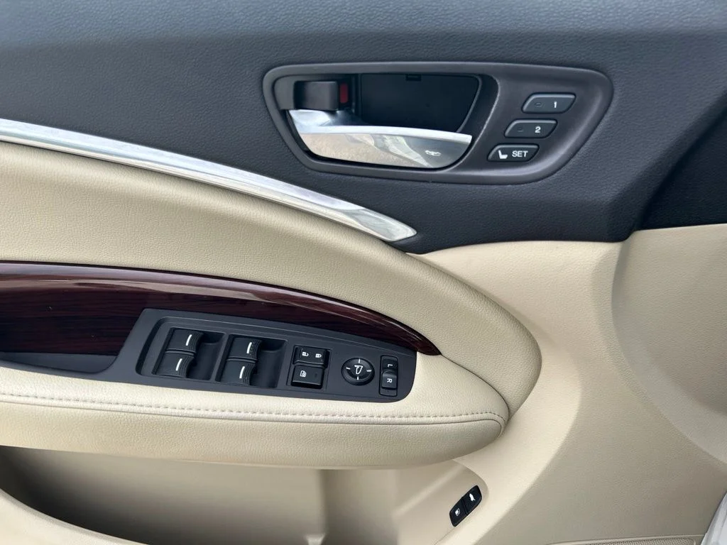 Used 2015 White Diamond Pearl Acura 3.5L Technology Package image 14