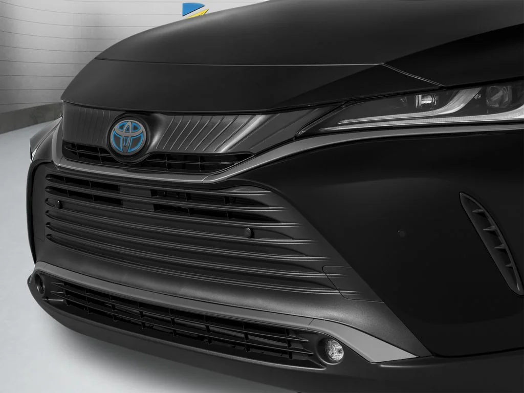 Used 2024 Black Toyota XLE image 58
