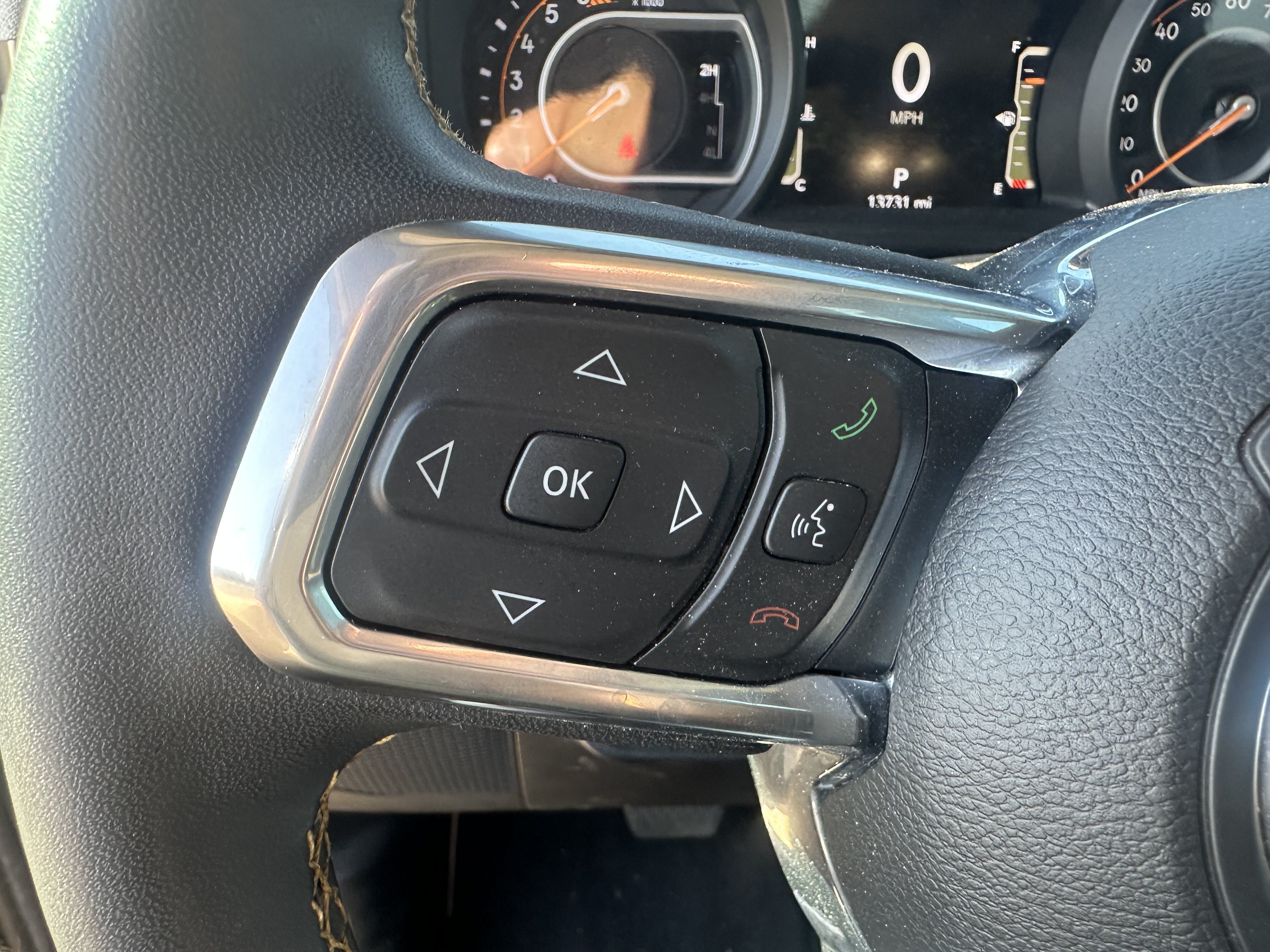 Used 2024 Anvil Clear Coat Jeep Sahara image 14