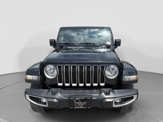 Used 2022 Black Jeep Unlimited Sahara image 9