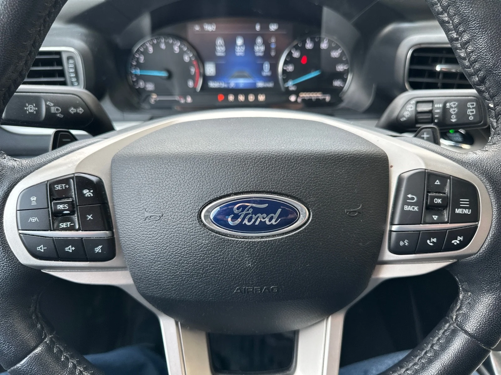 2021 Ford Explorer XLT - Photo 23