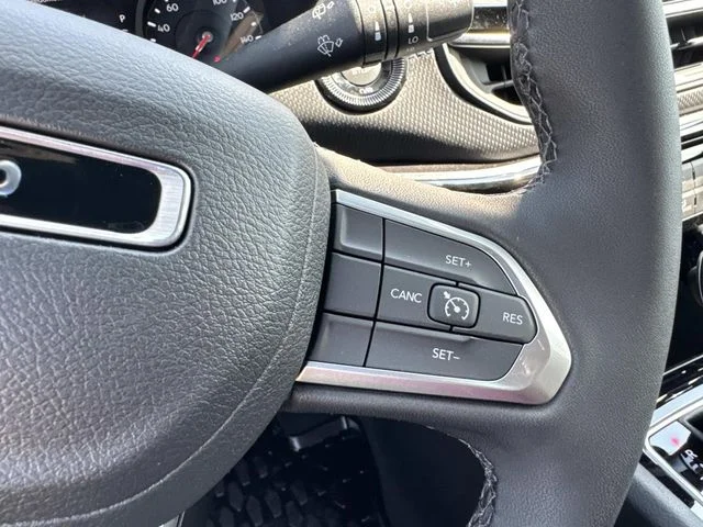 New 2026 Silver Jeep Latitude image 26