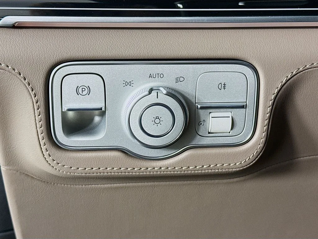 New 2026  Mercedes-Benz GLS 580 image 11
