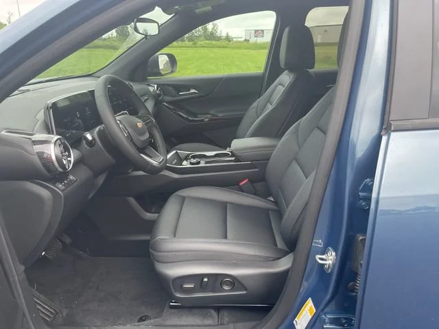 New 2027 Lakeshore Blue Metallic Chevrolet LT image 9