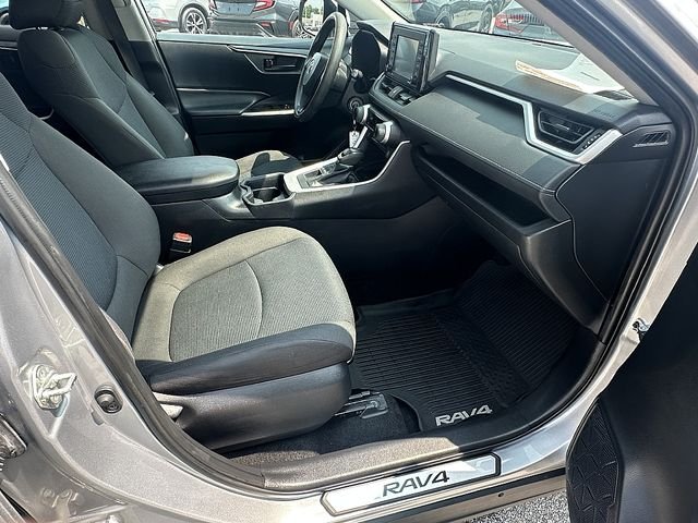 Used 2020 Silver Toyota LE image 11