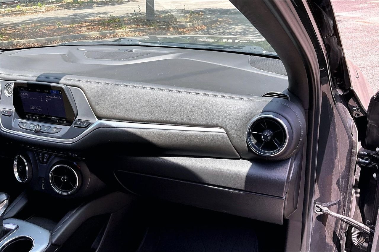 Used 2020 Gray Chevrolet LT image 22
