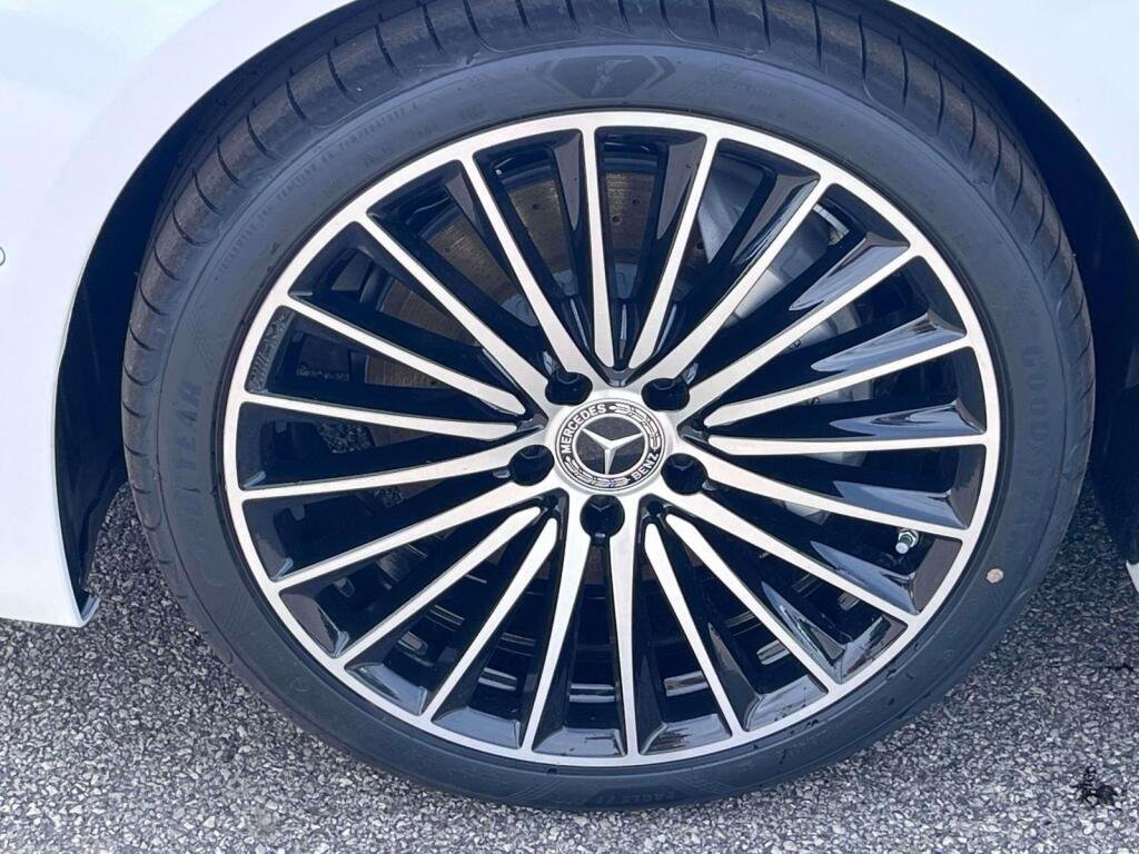 New 2026 Polar White Mercedes-Benz C 300 image 15