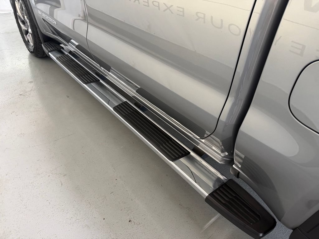 2026 GMC Sierra 1500 SLT - Photo 38
