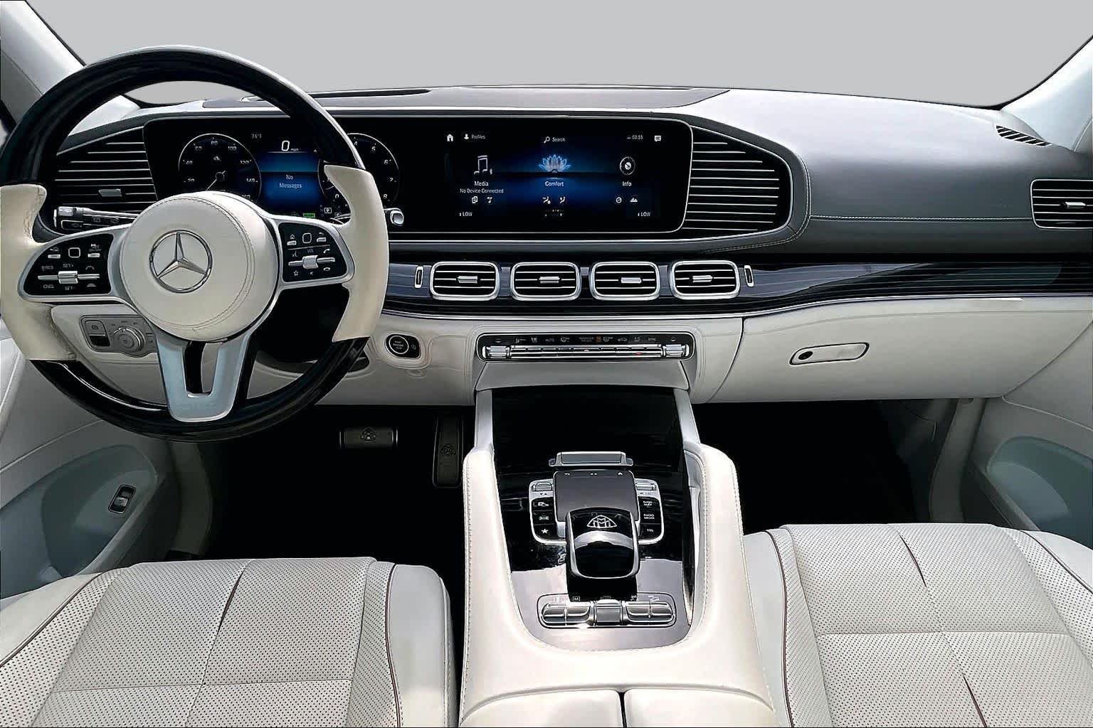 Used 2022 MANUFAKTUR Cardinal Red Metallic Mercedes-Benz Maybach GLS 600 image 16