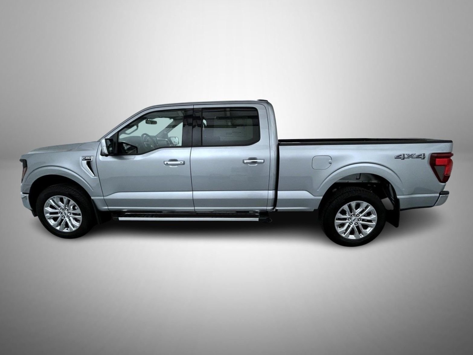 New 2026 Iconic Silver Metallic Ford XLT image 8
