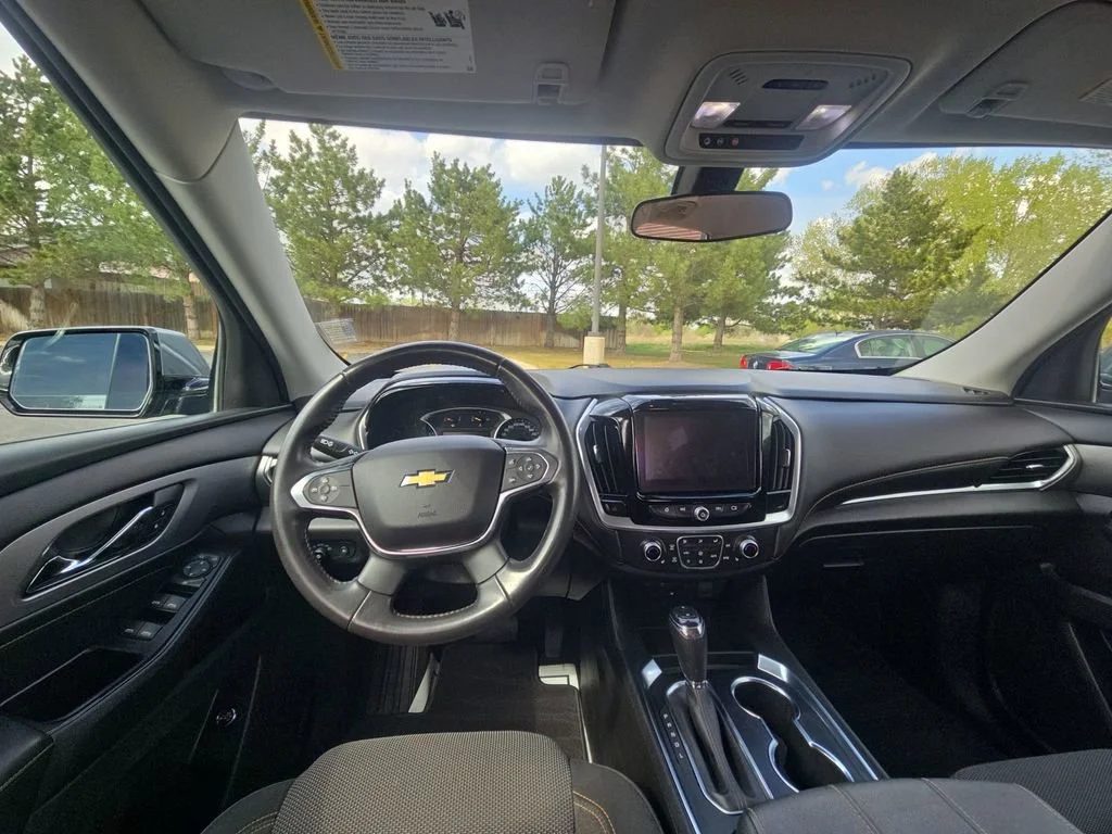 Used 2019 Satin Steel Metallic Chevrolet LT Cloth image 44