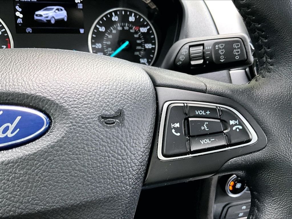Used 2019 Shadow Black Ford SE image 24