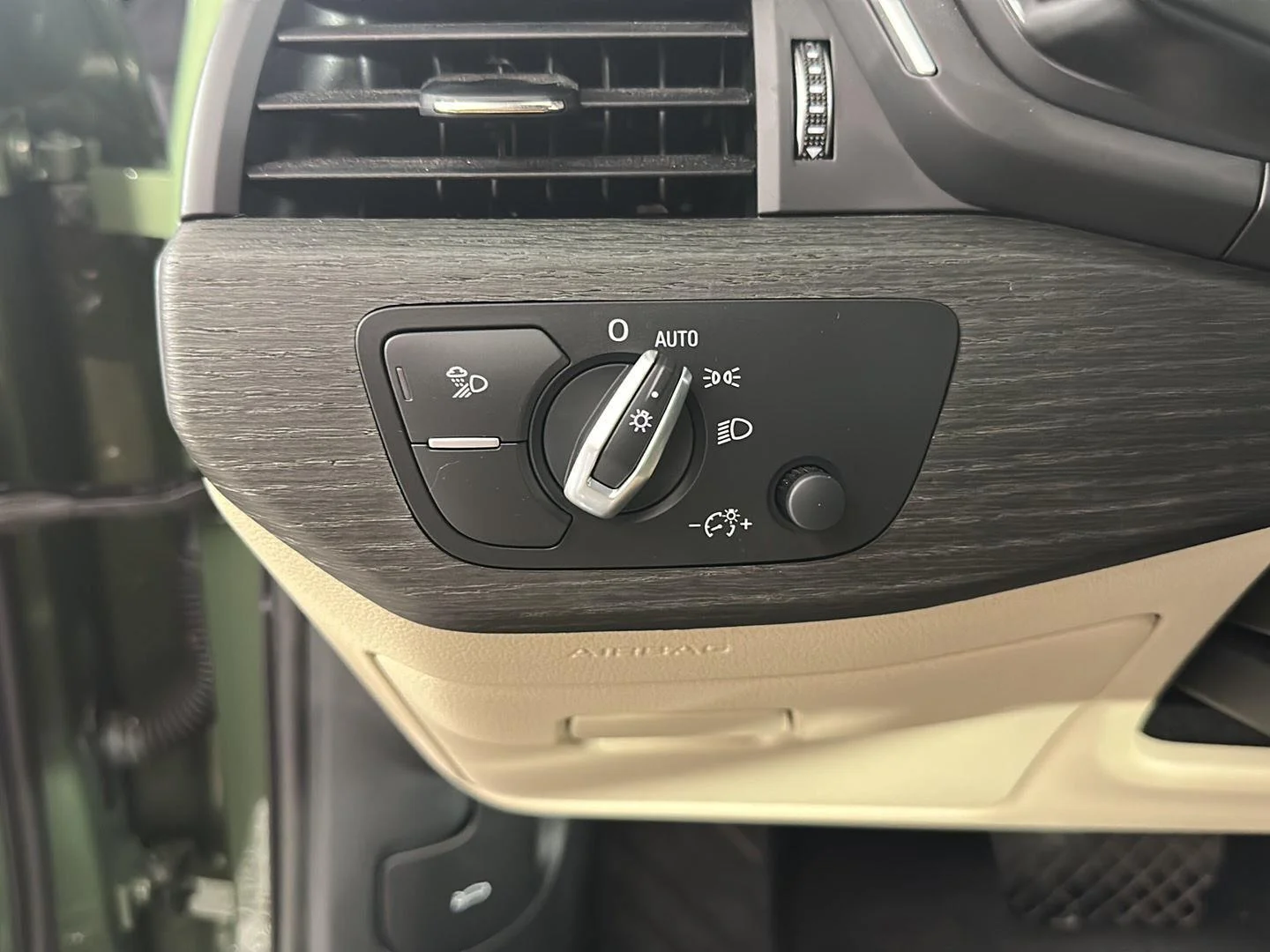 Used 2024 District Green Metallic Audi S line Premium image 19