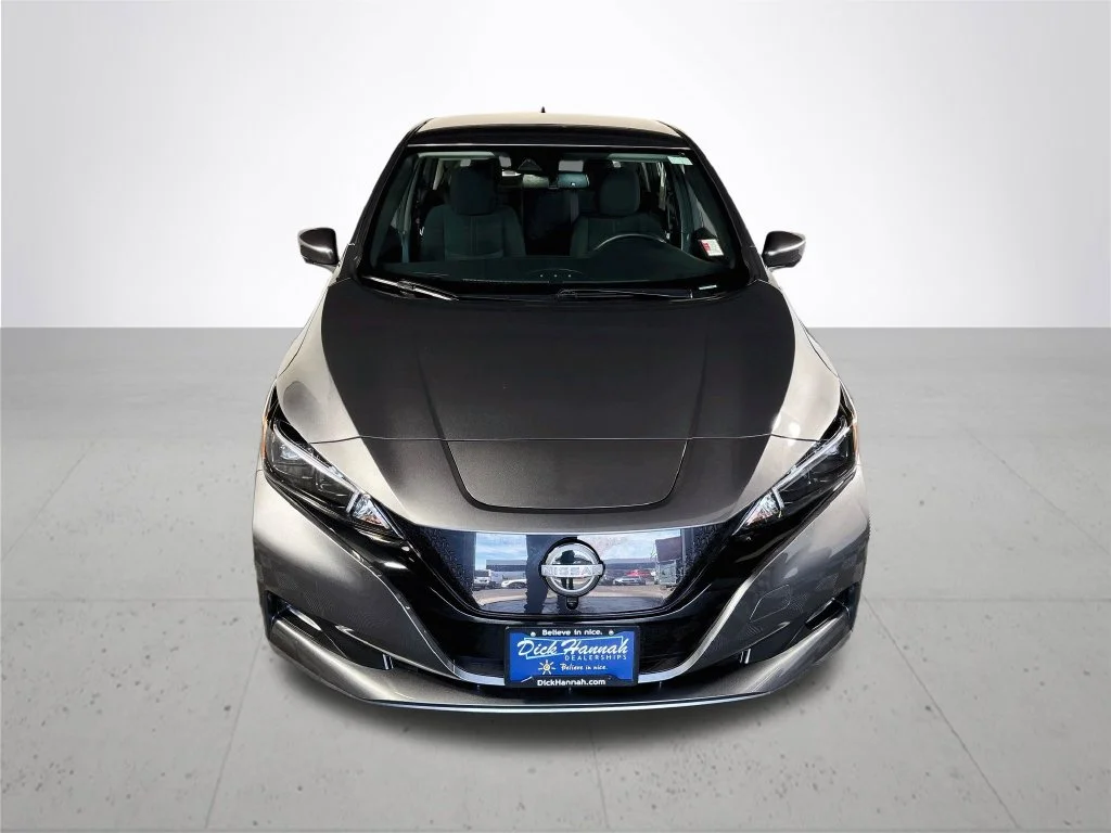 Used 2023 Gray Nissan SV Plus image 3