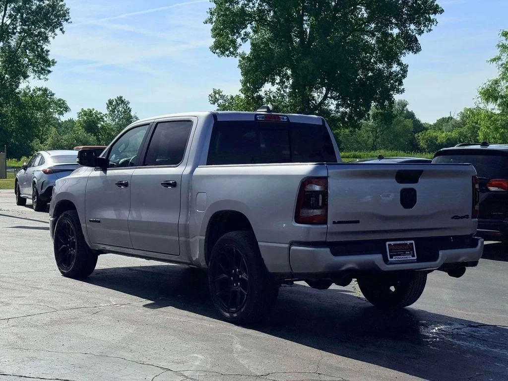 Used 2024 Silver Ram Laramie image 10