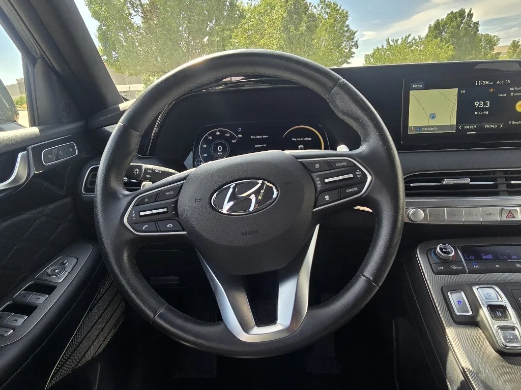 Used 2020 Steel Graphite Hyundai Limited image 28
