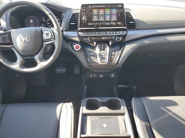 2026 Honda Odyssey Elite - Photo 17